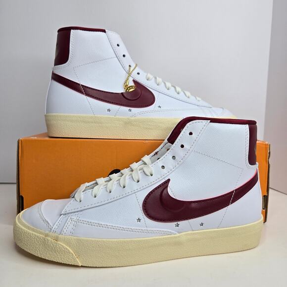 Nike Blazer Mid '77 SE Team Red Size 10 Women - Picture 1 of 8
